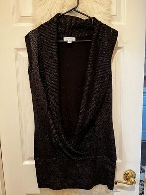 Steve Madden Black Sleeveless Cowl Neck Metallic Knit Top